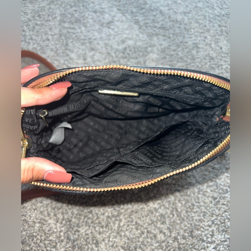 Steve Madden Purse - Picture 3 of 5
